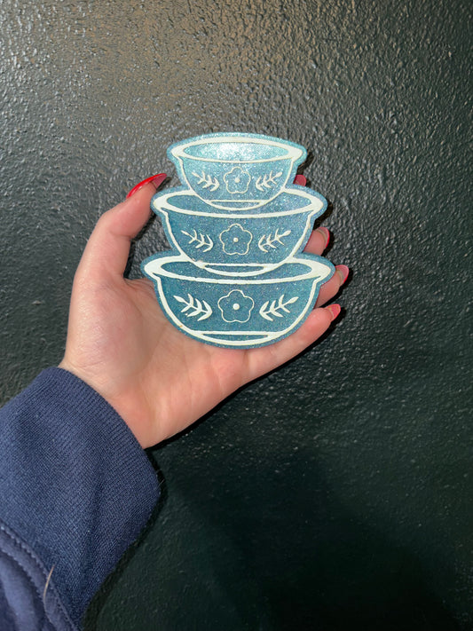 Pyrex Bowls - blue and cream